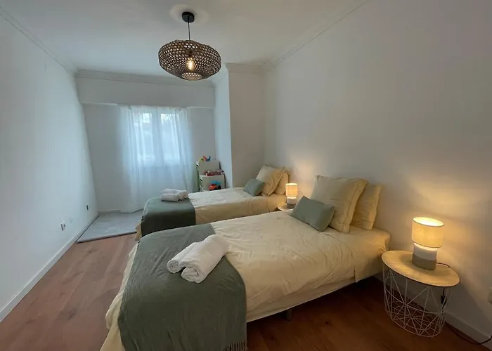 Mhouse Lease 3br Sea & Center Cascais